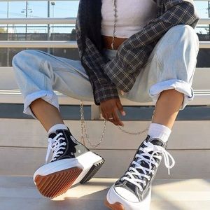 GREAT Condition Converse Run Star Hike Platform Hightops